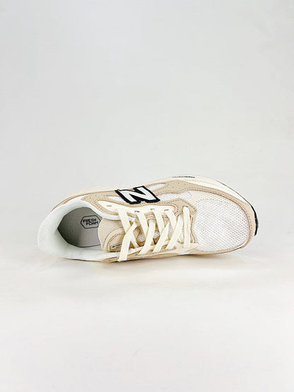 New Balance Fresh Foam v4 Sneakers