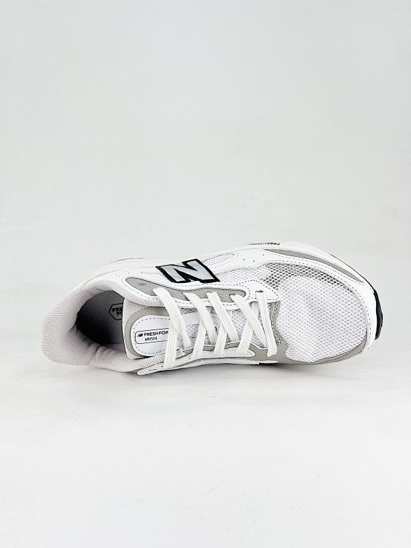 New Balance Fresh Foam v4 Sneakers