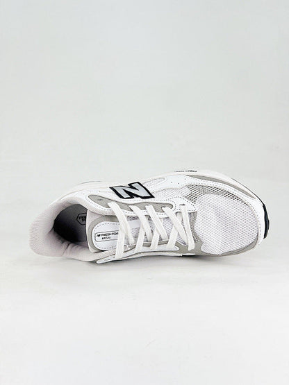 New Balance Fresh Foam v4 Sneakers