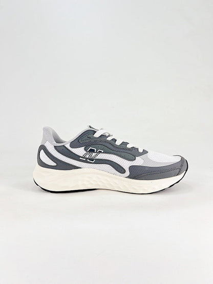 New Balance Fresh Foam v4 Sneakers