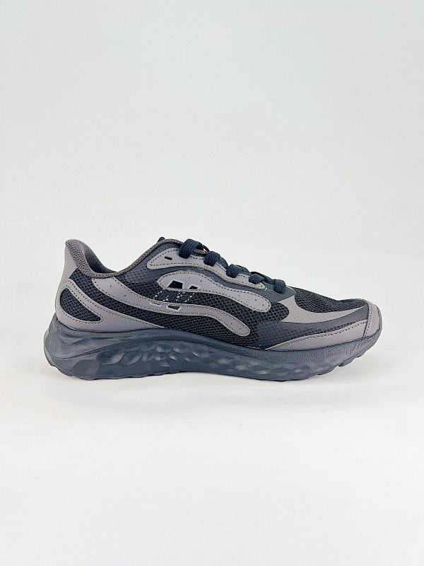 New Balance Fresh Foam v4 Sneakers