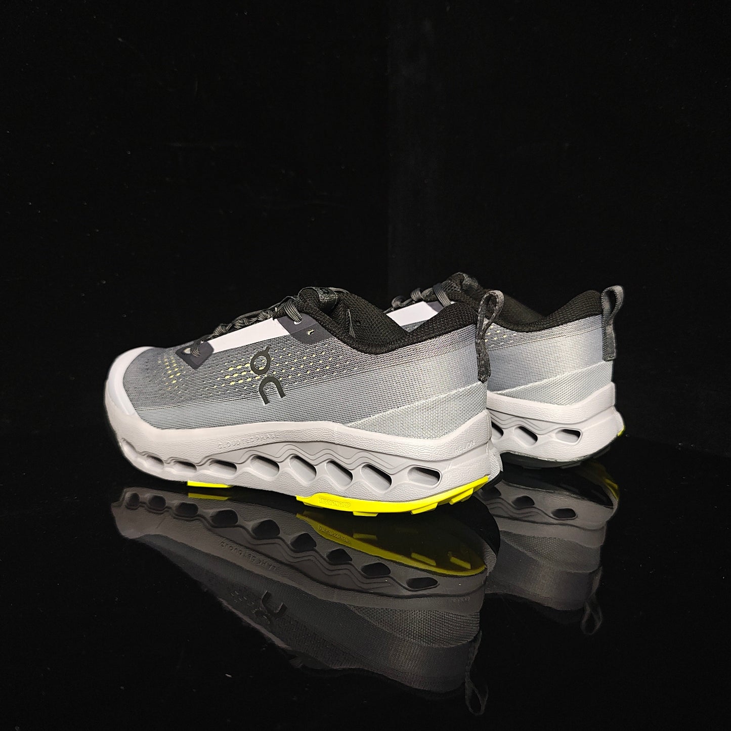 ON Cloudsurfer Trail 2 | Lightweight Trail Running Shoes for All-Terrain